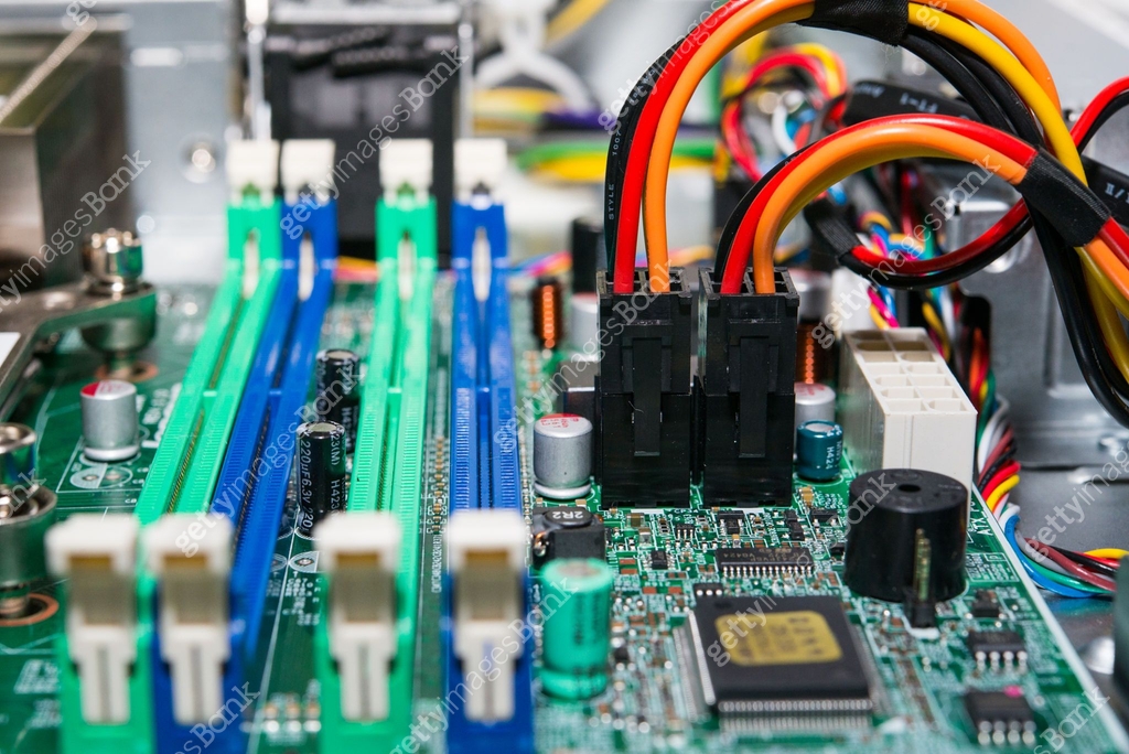 Memory slots on motherboard with chipset and wired connection 이미지 ...