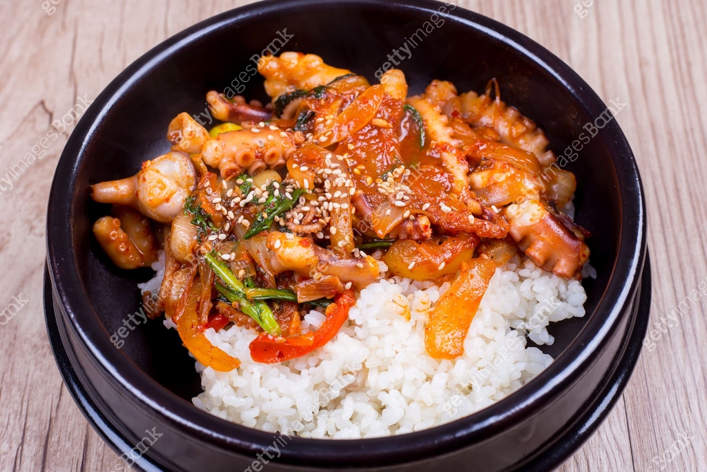 Spicy Stir-fried Octopus with Rice - Korea Food 이미지 (637554830) - 게티이미지뱅크