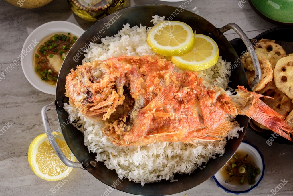 Deep Fried Fish over Rice ์ด๋ฏธ์ง (687277244) - ๊ฒํฐ์ด๋ฏธ์ง๋ฑ
ํฌ