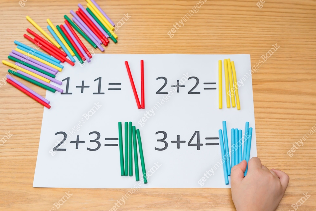 kid learning simple addition by counting numbers of sticks 이미지 ...