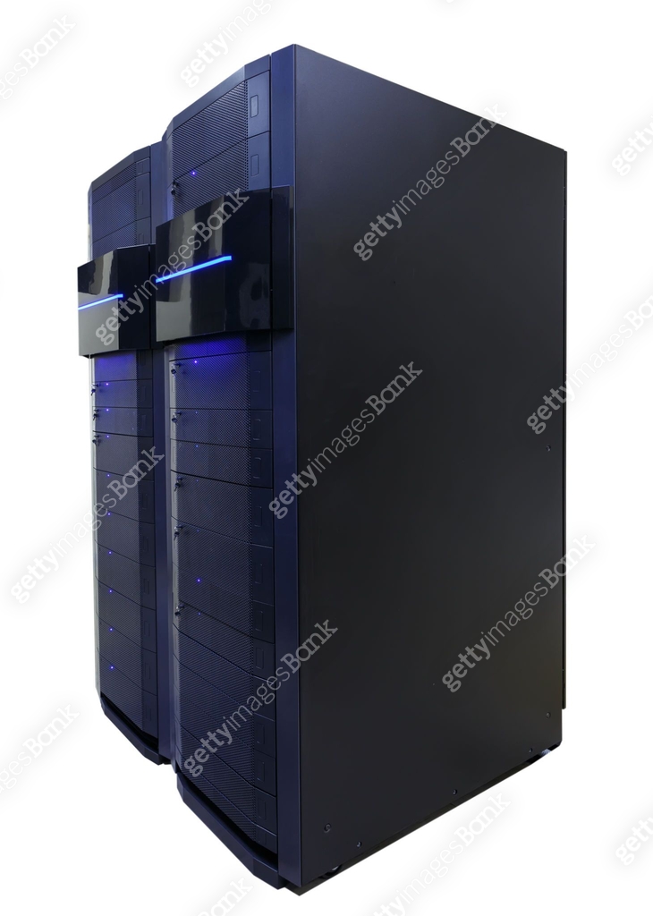 Modello Mainframe front of two modern mainframes with blue light isolate 이미지 (842223848 ...