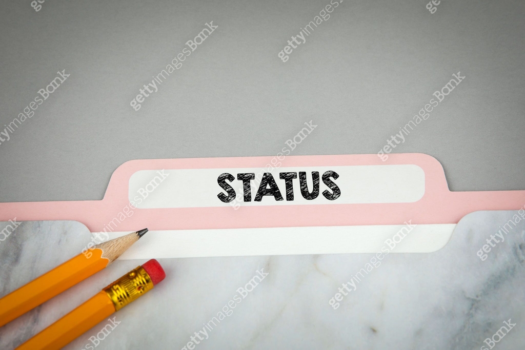 Status word on card index paper 이미지 (979626716) - 게티이미지뱅크