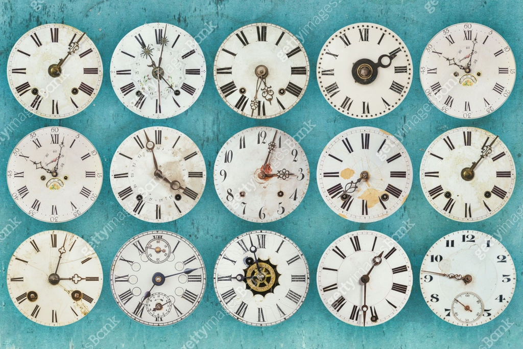 Different Clock Patterns Pattern of different antique weathered clocks 이미지 (1010589892) - 게티이미지뱅크