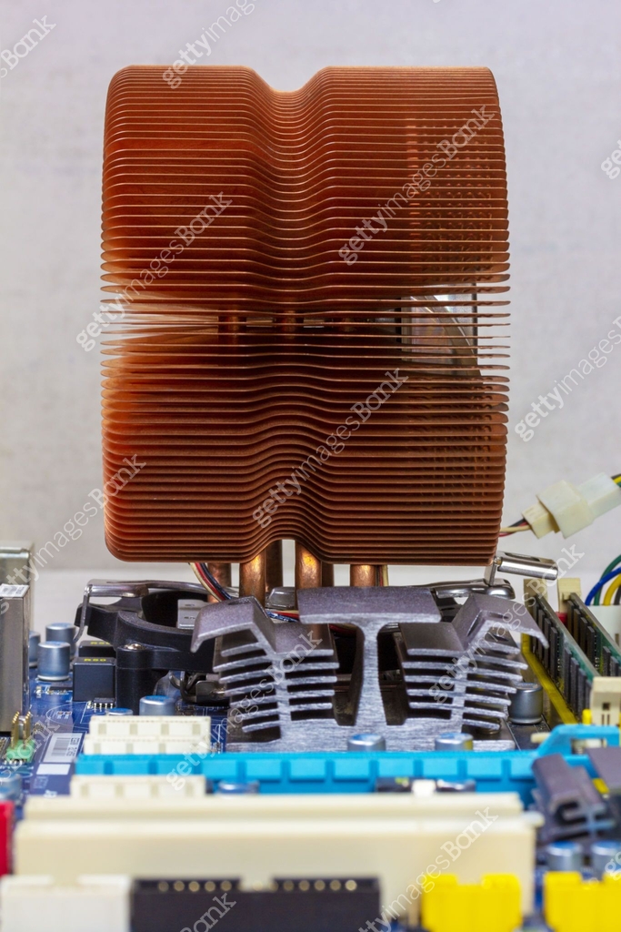 copper CPU cooling system, chipset radiator and RAM in the slots on the ...