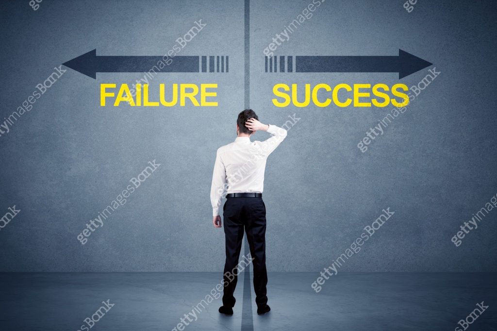 Businessman standing in front of success and failure arrow concept 이미지 ...