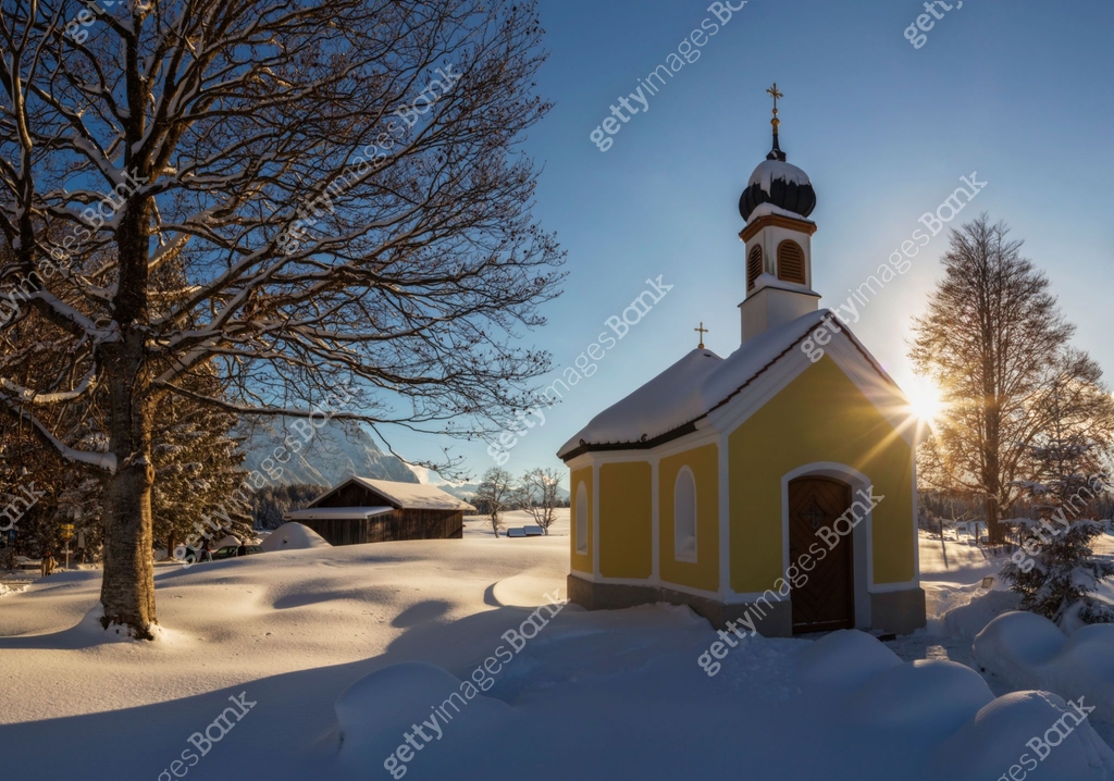 Chapel Maria Rast in Karwendel - Alps 이미지 (1088667386) - 게티이미지뱅크