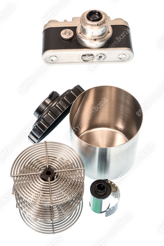 Camera Tank Antique 35mm Camera With Developing Tank and Reels 이미지 (1149116136 ...
