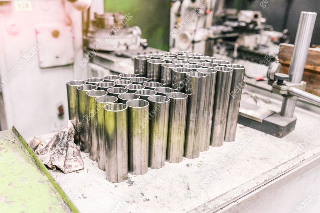 Steel Rag Steel tubes of various shapes in the metallurgical industry. Chrome ...