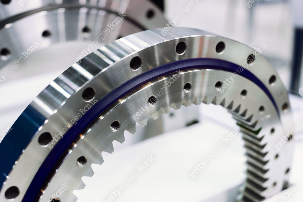 Internal Rim Feature Metal rim with internal gearing. Detail for an automobile engine 이미지 ...