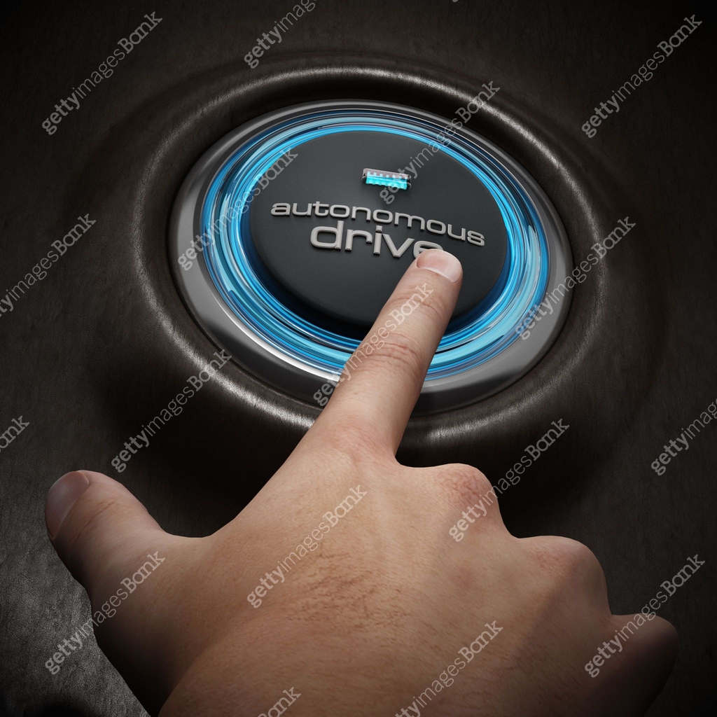 Human hand on autonomous drive button 이미지 (1190382769) - 게티이미지뱅크