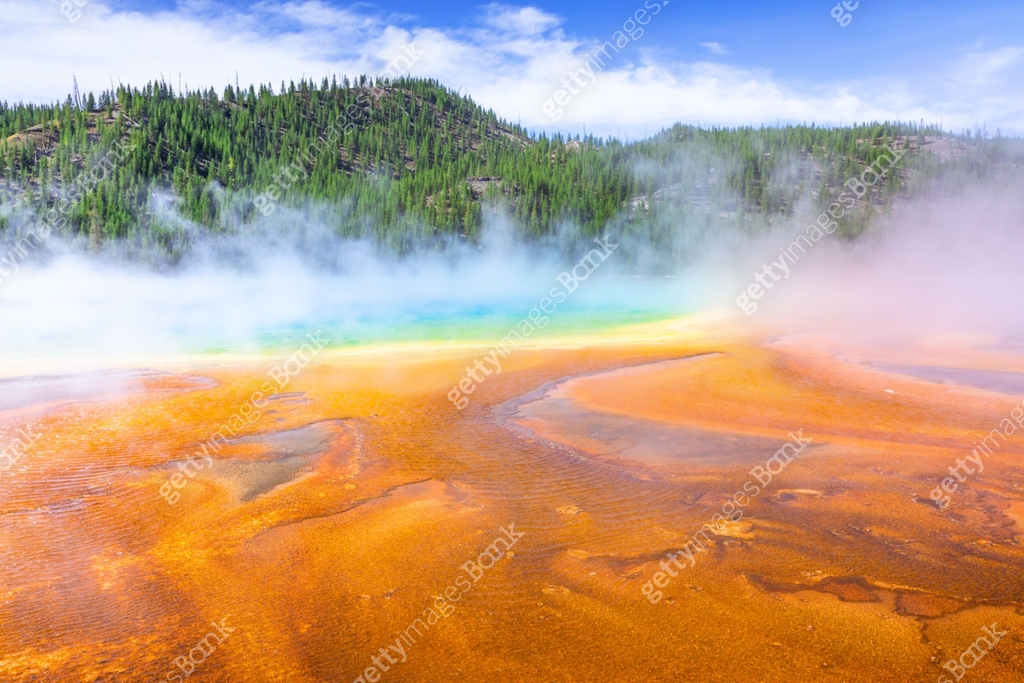 Yellowstone Rising Sun Mist rising from the Grand Prismatic Spring Yellowstone 이미지 (1203849180 ...