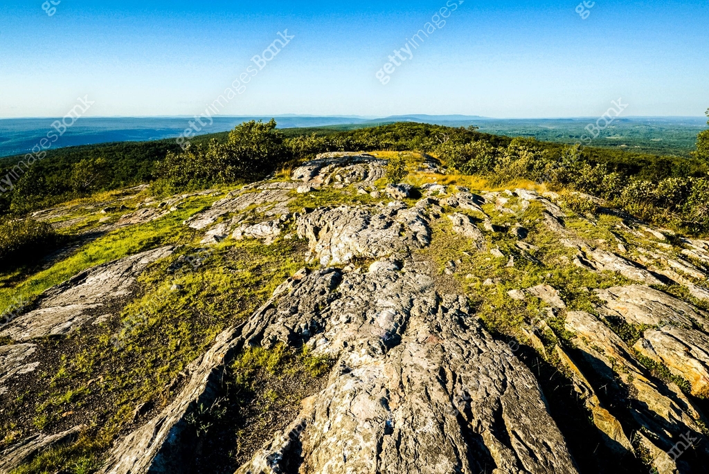 Pointed Ridge A view of a ridge in High Point New Jersey 이미지 (1214510174) - 게티이미지뱅크