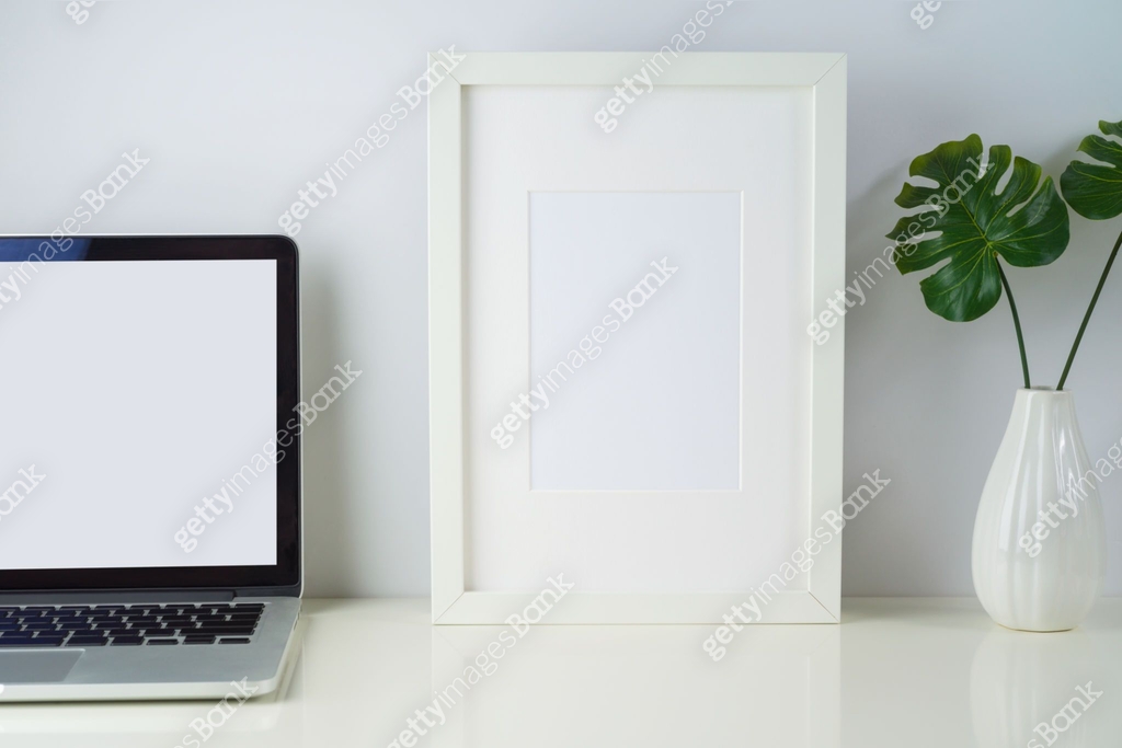White frame mock up with laptop computer and home decor 이미지 (1247055573 ...