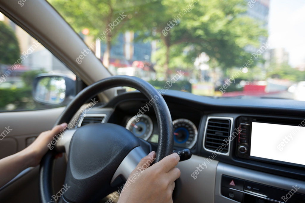 Handling Driver Traffic police and driver handling an car accident on roadside 이미지 ...