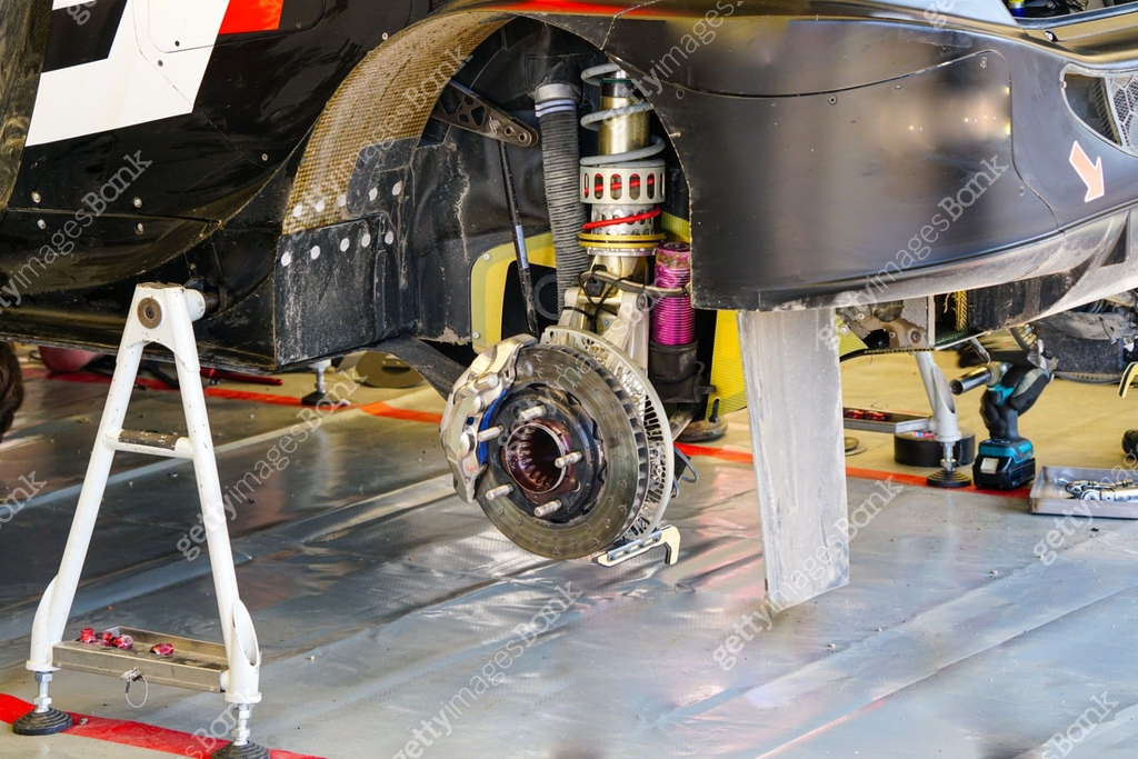 Ford Rally Car Rear End Rally car rear wheel high performance suspension and brake disc with ...