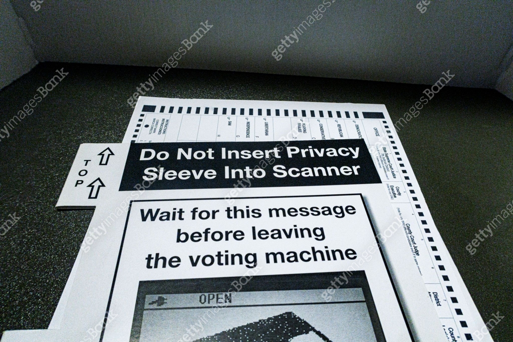 USA Voting Booth Election Ballot and Privacy Sleeve 이미지 (2193347031 ...