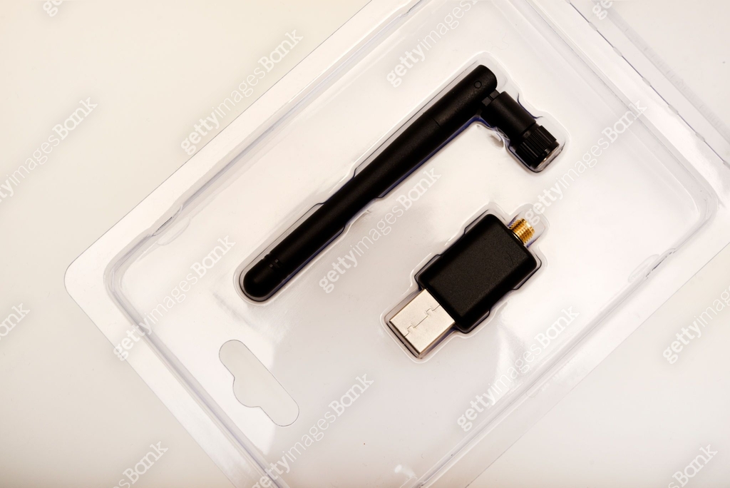 Wi-Fi router on a white background. USB Bluetooth Adapter for PC. 이미지 ...
