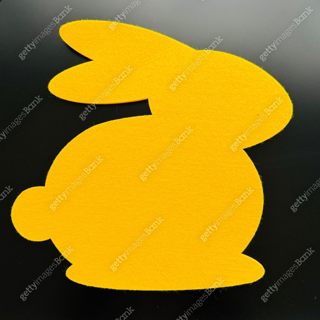 Yellow easter rabbit shape 이미지 (2195290461) - 게티이미지뱅크