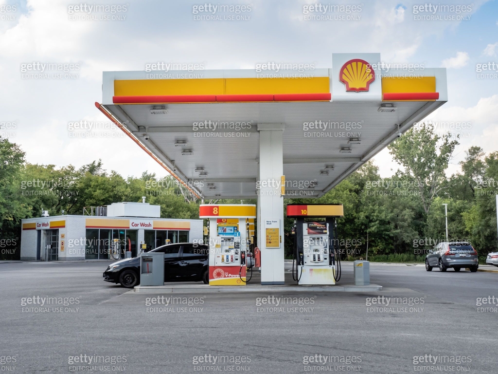 Shell Distribution Ops Shell is an oil and gas distribution company 이미지 (1279064392) - 게티이미지뱅크