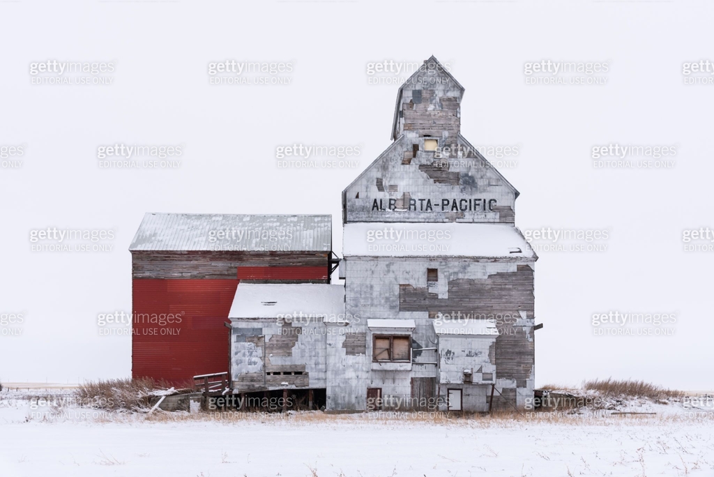 Grain Elevator, Raley Alberta 이미지 (1295664968) - 게티이미지뱅크