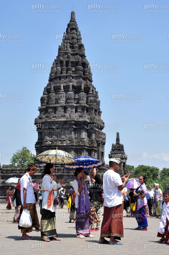 Java Hindus Hindus on the island of Java hold the Tawur Agung ceremony at Prambanan ...