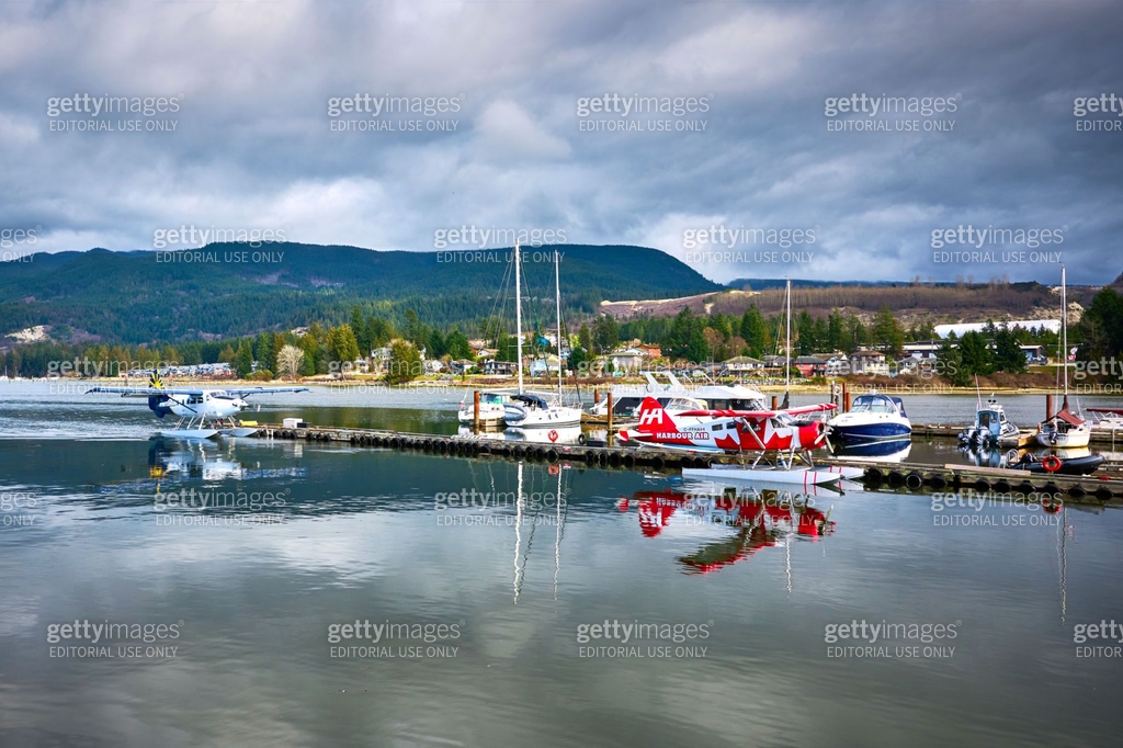 Seaplanes At Sechelt Porpoise Bay Water Aerodrome Sechelt Is A Popular seaplanes-at-sechelt-porpoise-bay-water-aerodrome-sechelt-is-a-popular