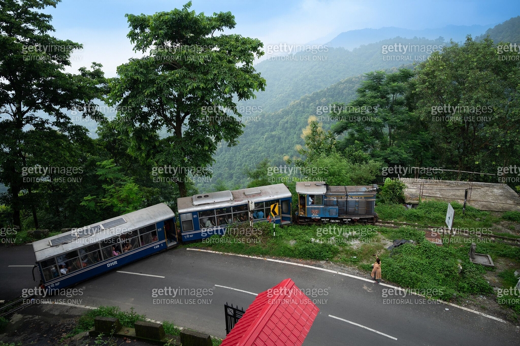 Himalaya Ride Queue Darjeeling Himalayan Railway is UNESCO World Heritage Site, popular ...