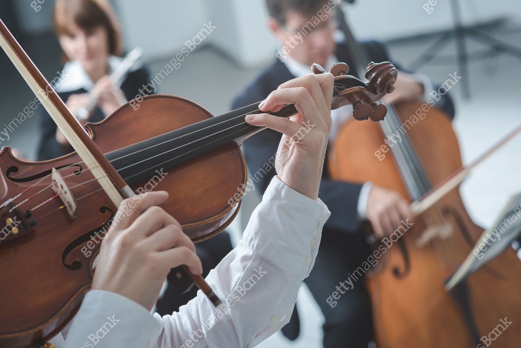 String Section Backround Classical orchestra string section performing 이미지 (611778446) - 게티이미지뱅크