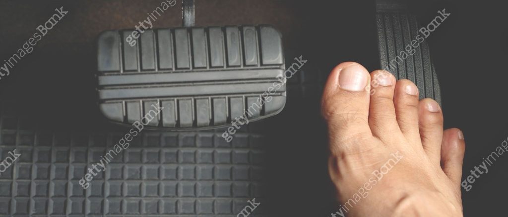 Car Accelerator Riser Step on the car accelerator, driving at high speed will cause an ...