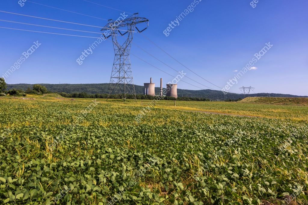 Power Line Rural Distribution Ppower plant and high-voltage power line in rural Pennsylvania 이미지 ...