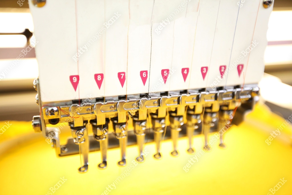 Programming Sewing Machine High technology automatic sewing machine control by computer ...