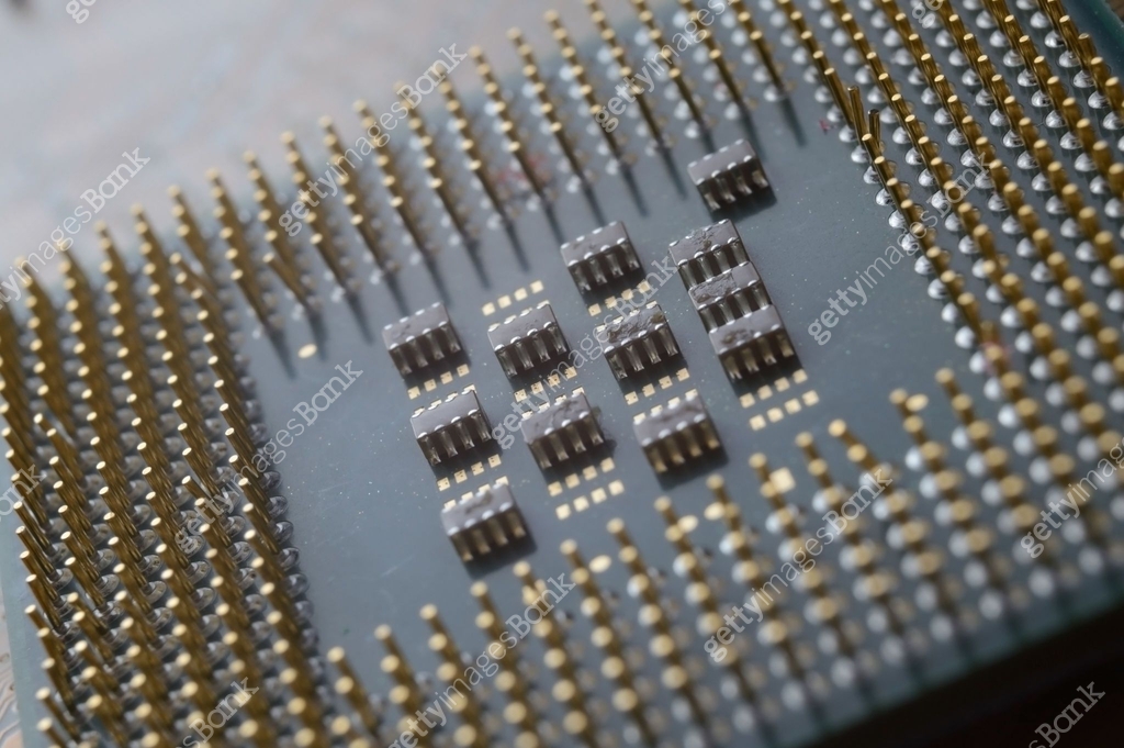 microprocessor from the computer lies on the motherboard. close-up. 이미지 ...