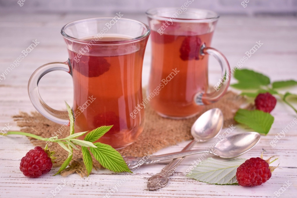 Poland Raspberry Tea Aromatic tea from raspberries in a cup.Close-up. 이미지 (1503947971) - 게티이미지뱅크