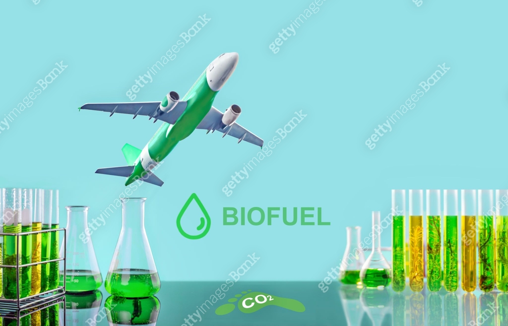 Algae fuel biofuel industry lab researching for bio-aviation fuel (BAF ...