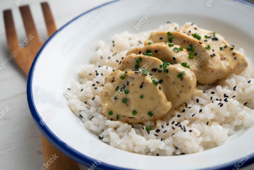 Cooking White Rice With Chicken photo