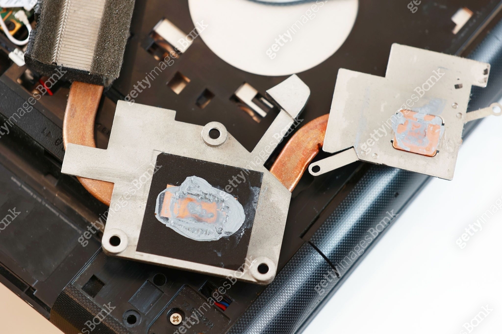 A closer look at Laptop Thermal Paste Replacement Service