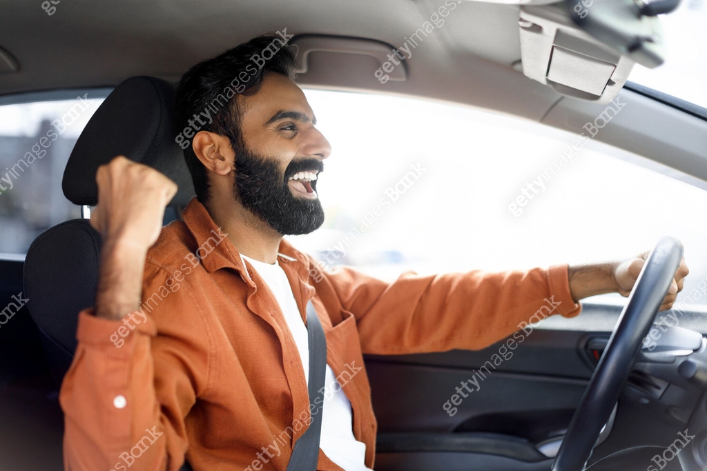 Man Over Driver Emotional Arabic Driver Man Gesturing Yes Driving Auto, Side View 이미지 ...