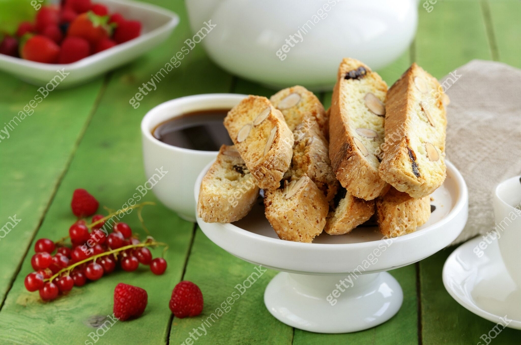 italian traditional cookies biscotti cantucci 이미지 (2150704755) - 게티이미지뱅크 italian traditional cookies biscotti cantucci 이미지 (2150704755) - 게티이미지뱅크