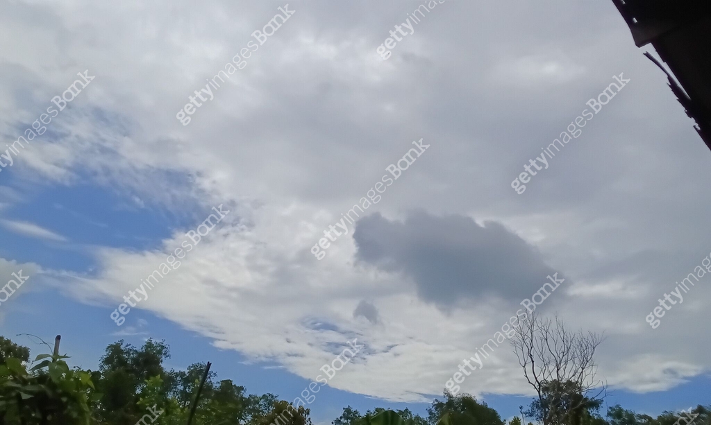 Rain clouds in the sky look like it's about to rain 이미지 (2154559344 ...