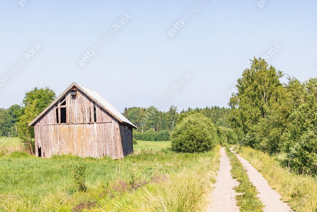 Bad Rural Background Old barn in bad condition by a dirt road in a rural landscape 이미지 ...