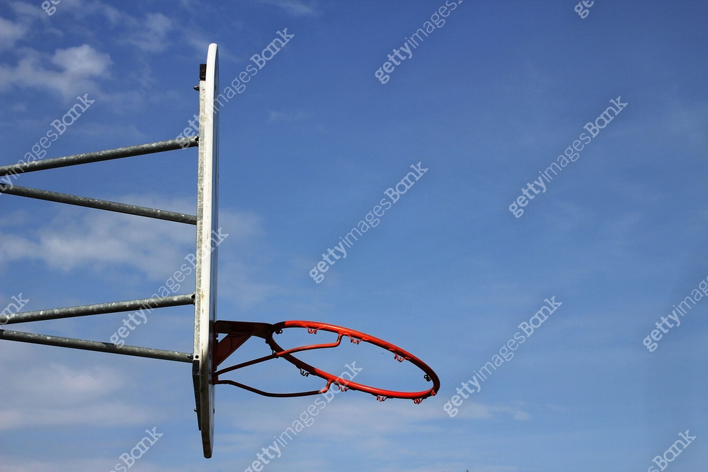 A basketball hoop without net and the sky behind it 이미지 (2157533271 ...
