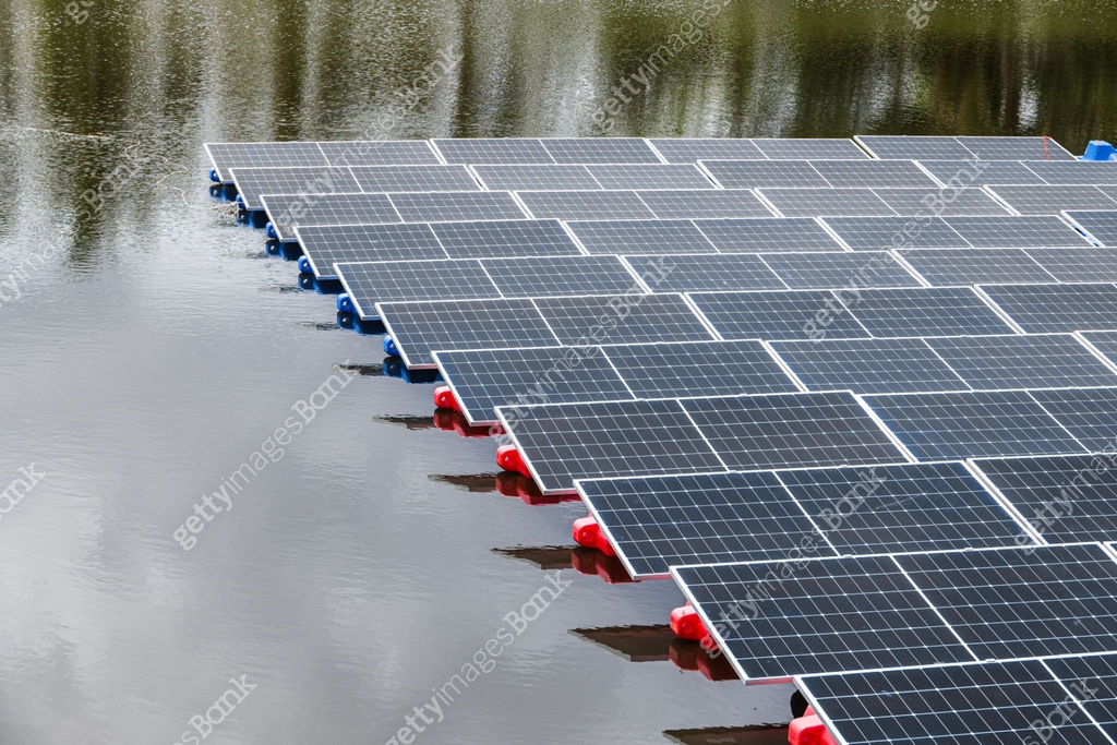 Floating Solar Panel. Solar photovoltaic panel PV System in Industry ...